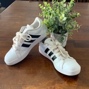 Girls white adidas shoes